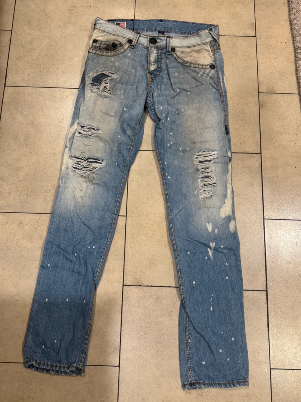 True Religion Ricky Relaxed Straight Jeans Distressed Bleached Light Wash 30
